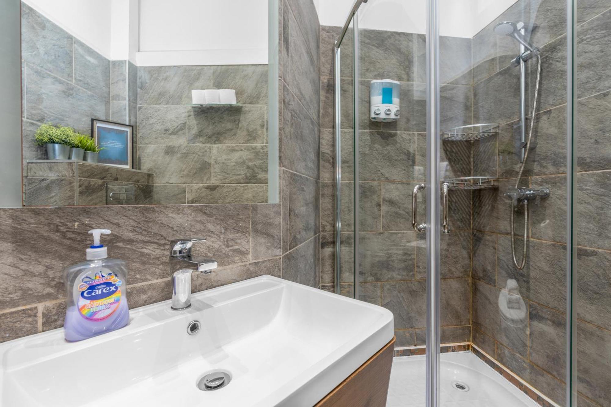 Cosy Modern City Centre Flat Edinburgh Dış mekan fotoğraf